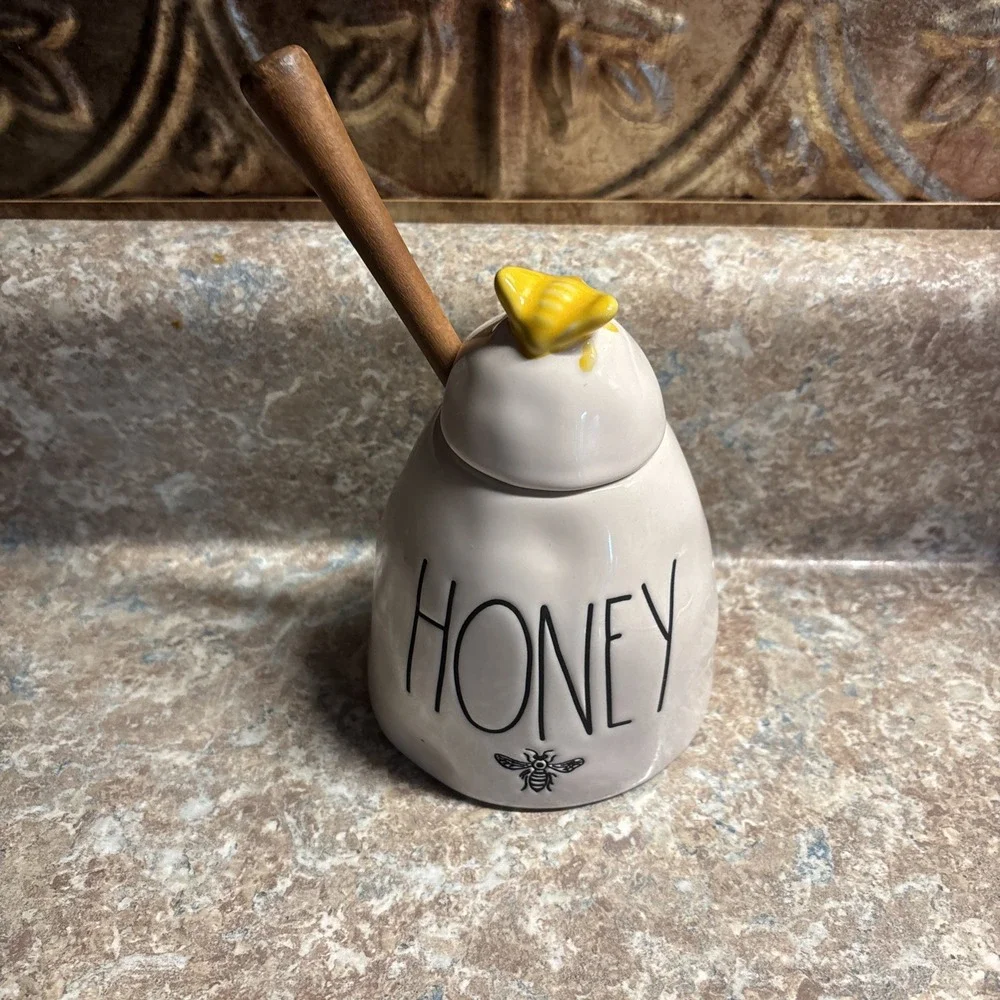 RAE DUNN Ceramic HONEY POT JAR Lid has BEE on TOP Magenta Artisan Collection